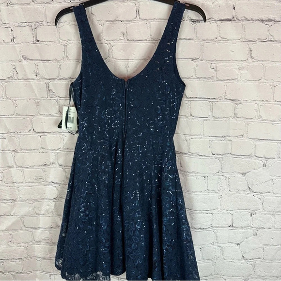 NWT formal dress navy city triangles sz 3 layered lace overlay - Picture 5 of 11